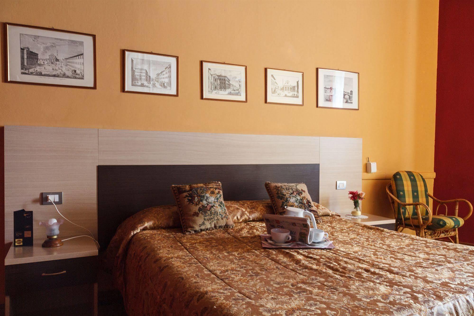 Hotel San Lorenzo Florence Exterior photo