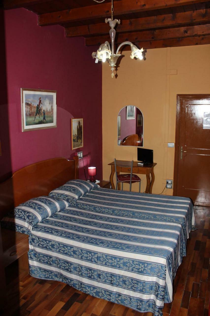 Hotel San Lorenzo Florence Exterior photo